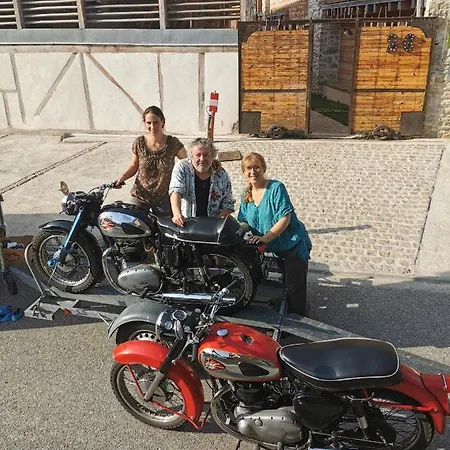 Logis Nature Cathare 住宿加早餐酒店