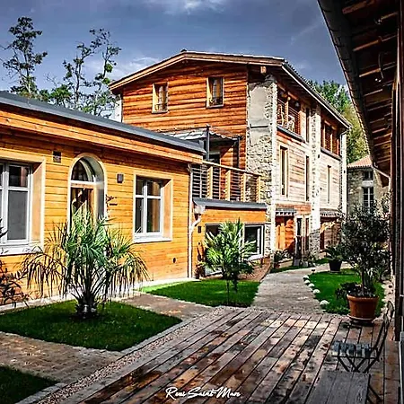 Bed & Breakfast Logis Nature Cathare 4*